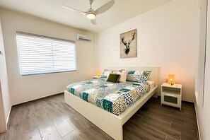 2 bedrooms, iron/ironing board, Internet, bed sheets