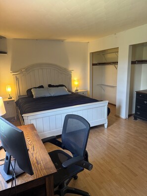 3 bedrooms, WiFi, bed sheets