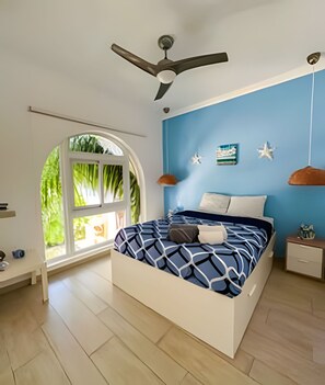 2 habitaciones, tabla de planchar con plancha, internet y ropa de cama 