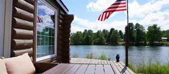 Welcome to Serenity Shores! 🌅 Soak in the private hot tub, unwind by the fire pit 🔥, and savor calming lake views. Pet-friendly 🐾 and perfect for recharging, exploring, and making memories.