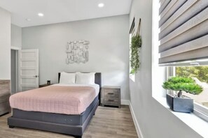 3 bedrooms, WiFi, bed sheets