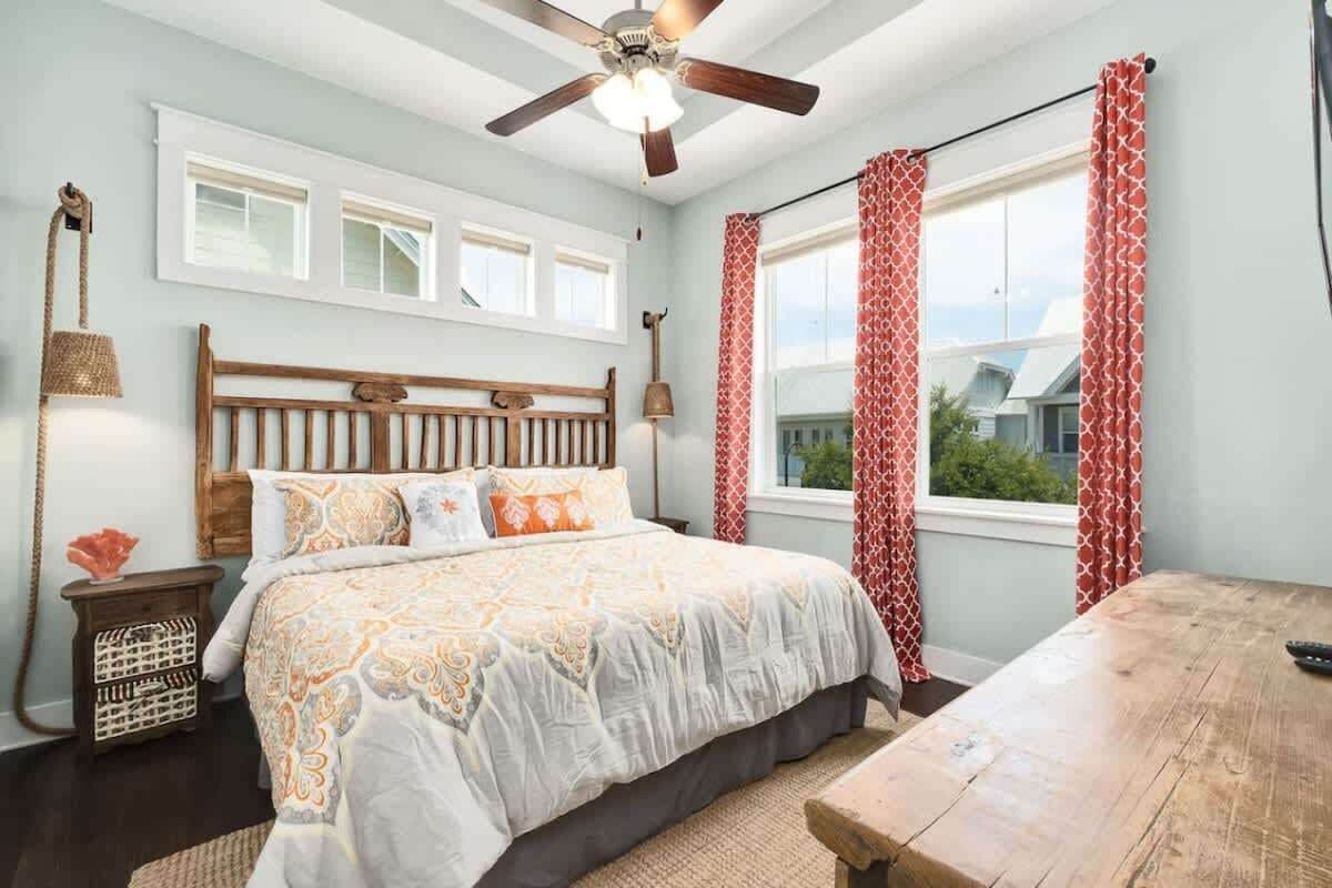 2 slaapkamers, een strijkplank/strijkijzer, gratis wifi, beddengoed