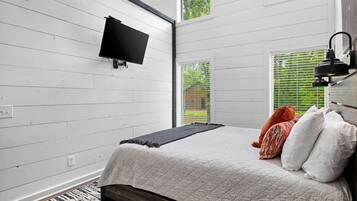 1 soverom, strykejern/-brett, wi-fi (inkludert) og sengetøy