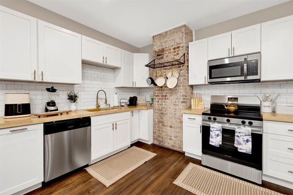 Microones, forn, placa de cuina i rentaplats