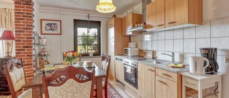 Kühlschrank, Herdplatte, Geschirrspüler