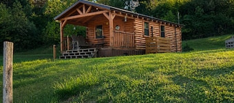 Haan Hollow – Secluded Log Cabin on 12 Private Acres in Gallipolis, Ohio