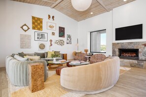 Smart TV, table tennis, offices