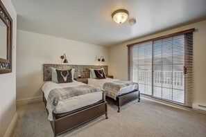 3 bedrooms, iron/ironing board, travel cot, free WiFi