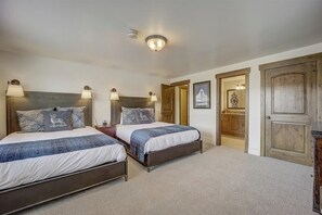 3 bedrooms, iron/ironing board, travel cot, free WiFi