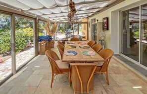 Dining - Stunning home in Cannes with WiFi (Cannes)