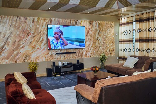 HOME STAY APARTMENT AROUND KOFORIDUA