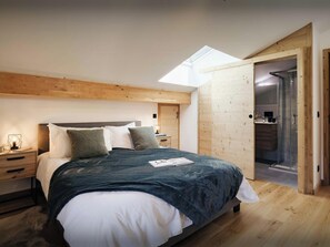4 chambres, fer et planche à repasser, Wi-Fi, draps fournis