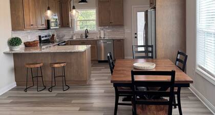 Brand New 2025 ! Barren River Lake!