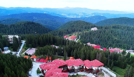 Studio, Multiple Bedrooms, Accessible, Smoking | Exterior