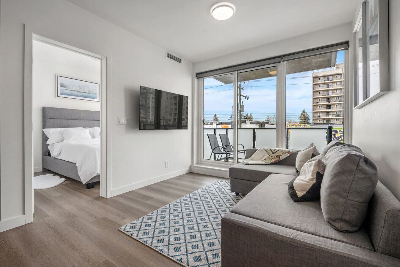 1 soverom, skrivebord, strykejern/-brett og wi-fi