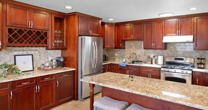 Spacious 4-bedroom house in serene Rowland Heights near LA & Disney