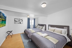 4 bedrooms, WiFi, bed sheets