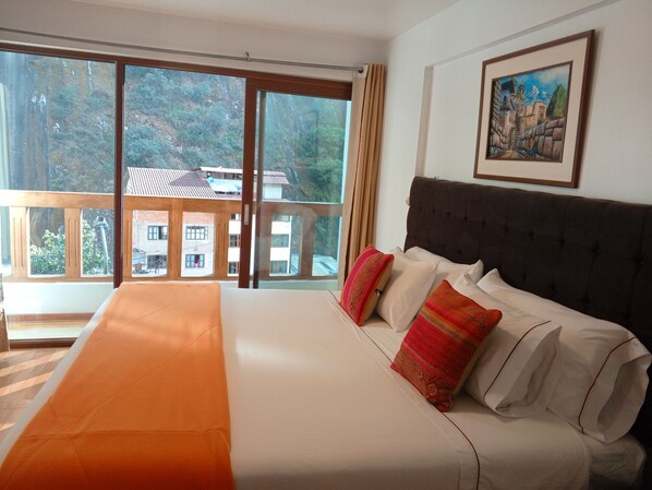 4 bedrooms, Internet