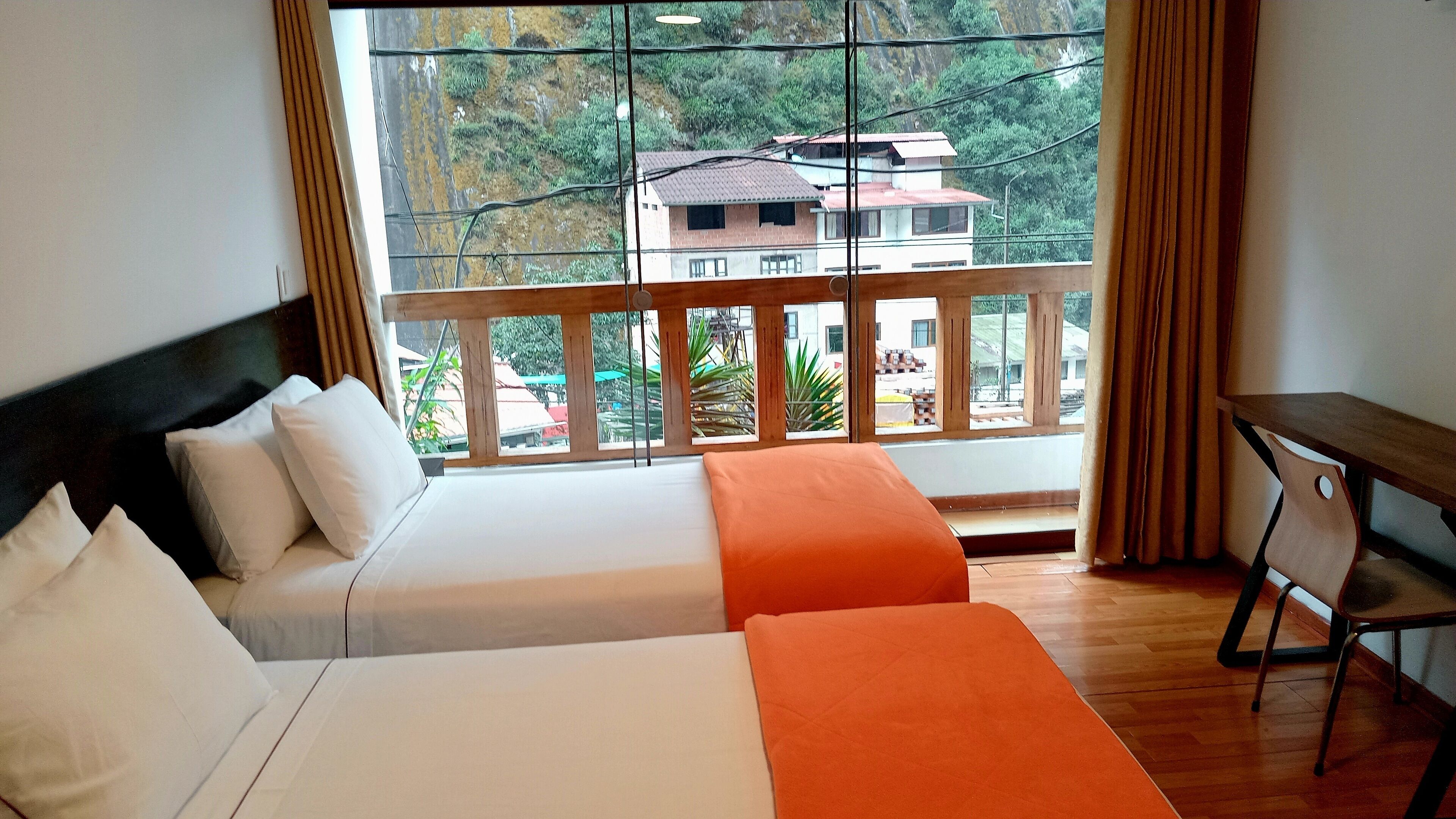 4 bedrooms, Internet