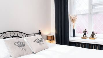 2 bedrooms, iron/ironing board, WiFi, bed sheets