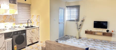 Luxury Apartment, Balcony, City View | Living area