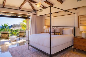 4 عدّة غرف نوم وخزنة داخل الغرفة ومكواة/لوح كي وواي فاي