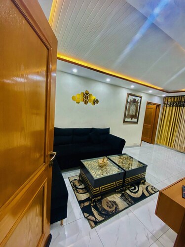 Top Rated Luxury Apartment in Bahria Town, Lahore