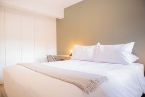 Departamento (3) | Tabla de planchar con plancha, wifi gratis y ropa de cama