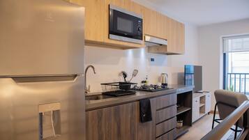 LÀgenhet (311) | Eget kök | Stort kylskÄp, mikrovÄgsugn, ugn och brödrost