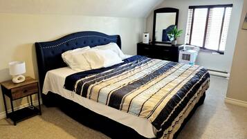 3 bedrooms, in-room safe, iron/ironing board, free WiFi