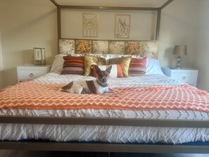 3 bedrooms, WiFi, bed sheets
