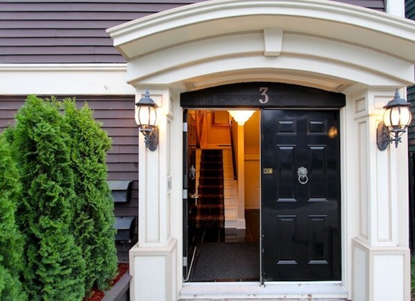 Fachada de la propiedad