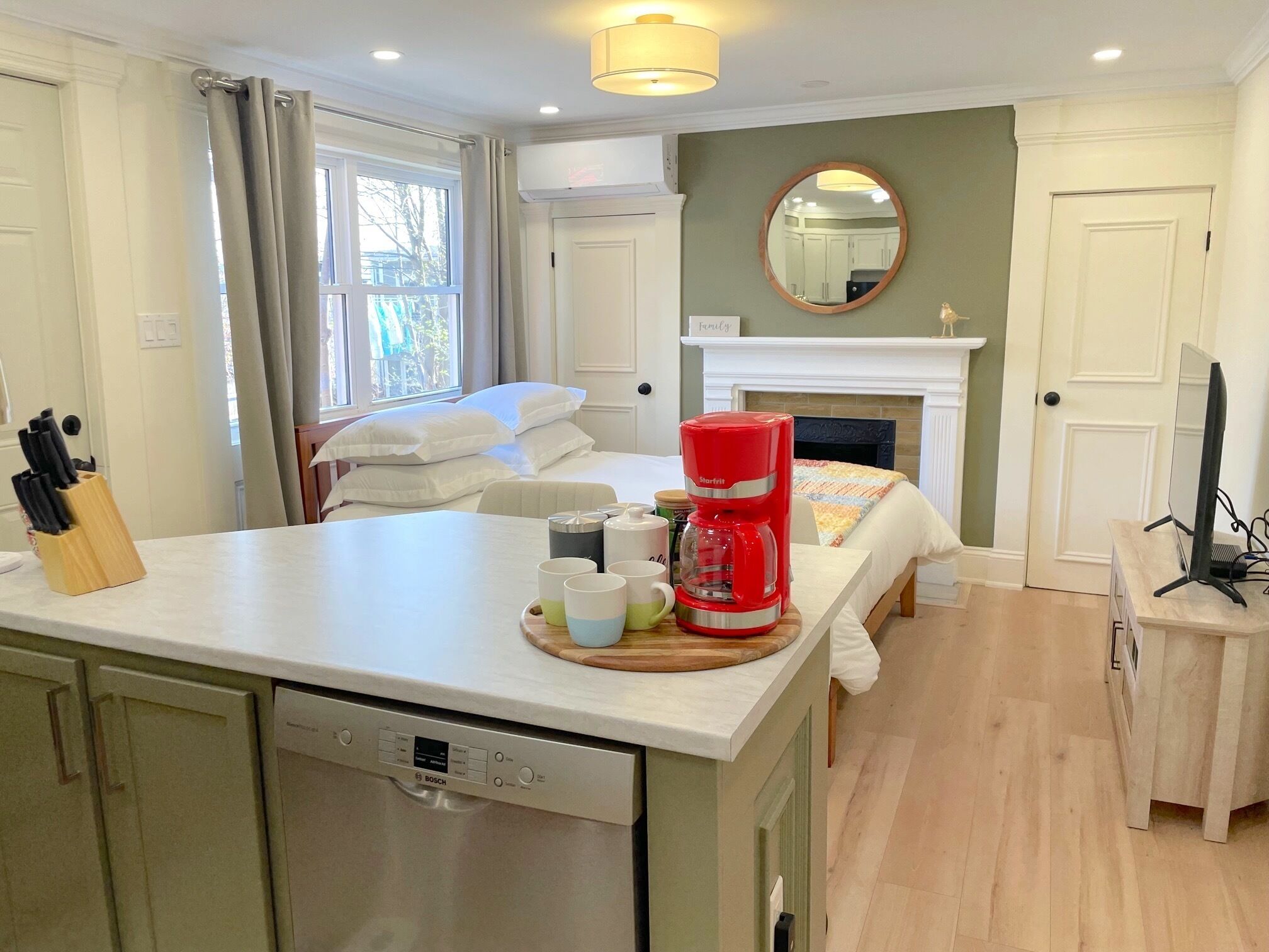 Studio Confort, vue jardin | Coin séjour