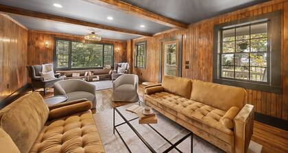 The Pink House - 5 Bedroom Historic luxury home just 0.3 miles from downtown Banner Elk