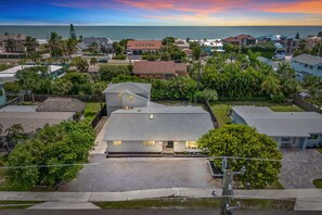 Exterior - Family-Friendly Beach House – Private Pool, Balcony, BBQ Grills & Prime Location! (Cocoa Beach)