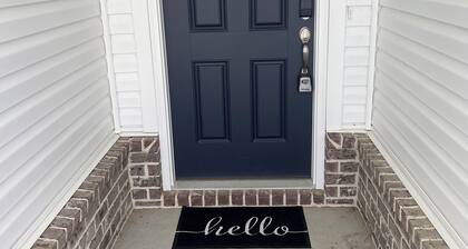 NEW HOUSE! 4BR Entire house Near Airport