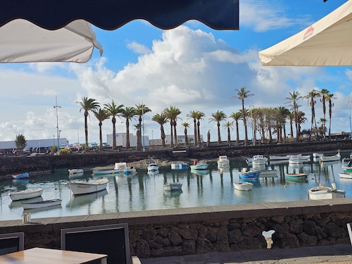 Luxury penthouse Monarca II overlooking the Charco de San Gines and the Marina