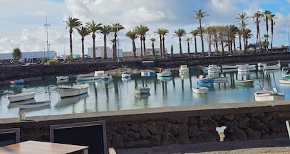 Luxury penthouse Monarca II overlooking the Charco de San Gines and the Marina