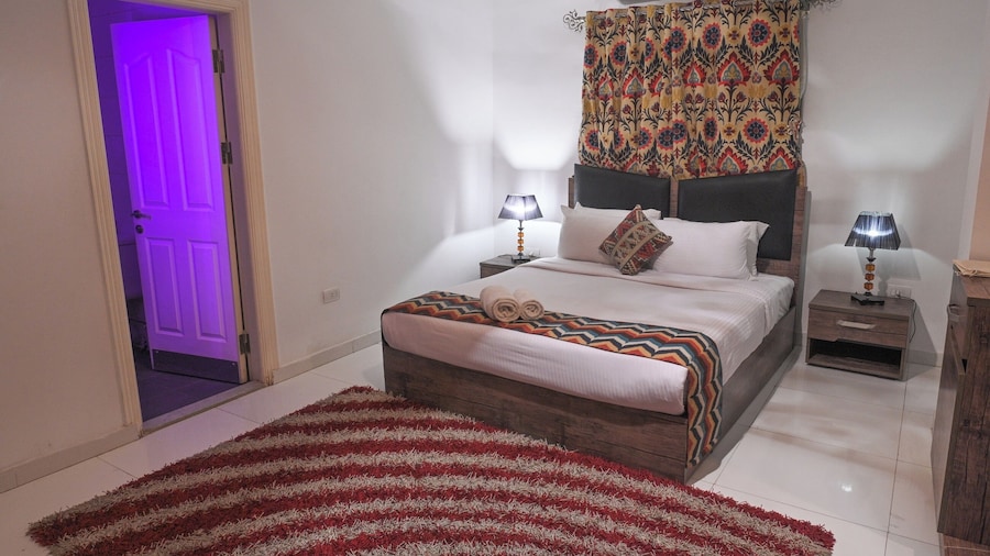 Pyramids Gem Plaza Boutique Hotel