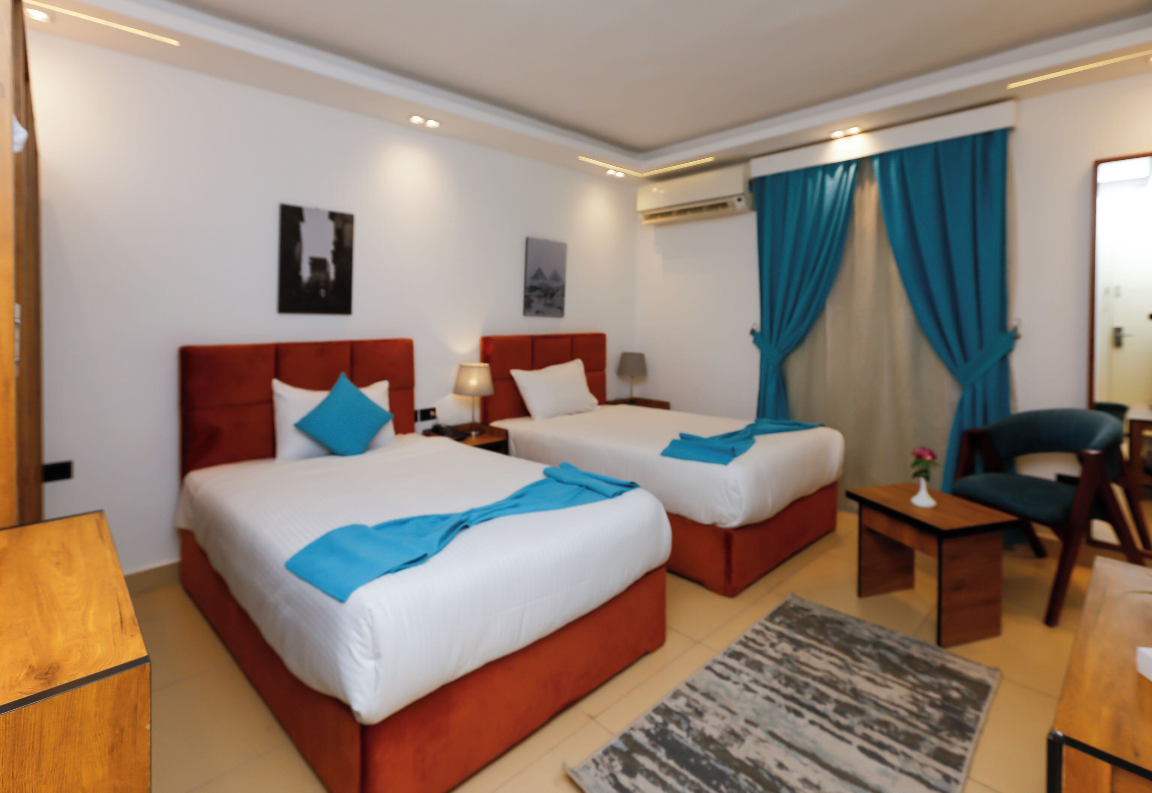 In-room safe, soundproofing, iron/ironing board, free WiFi