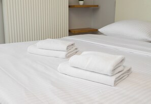 1 bedroom, desk, iron/ironing board, WiFi