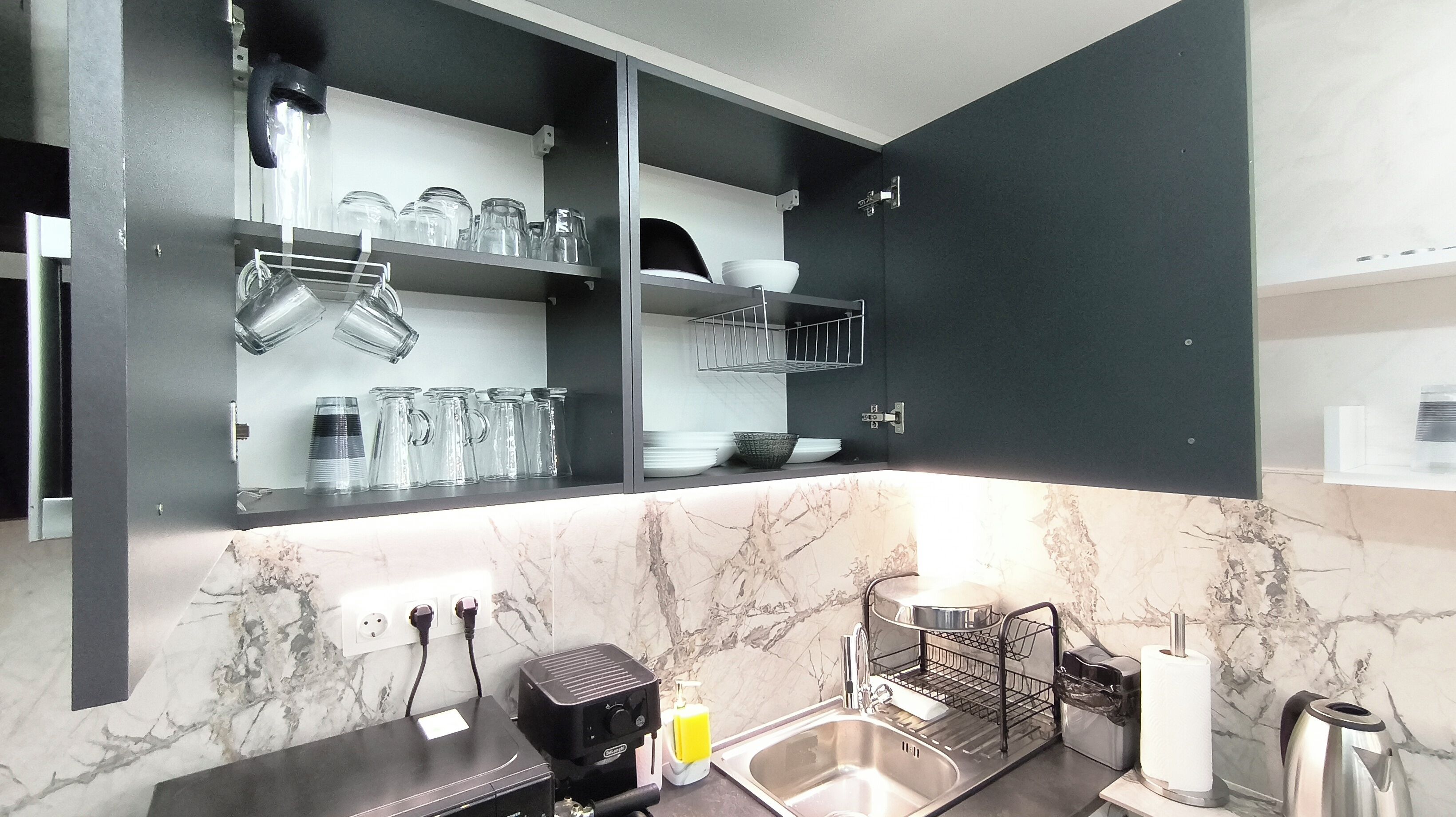 Studio, Multiple Bedrooms, Accessible, Smoking | Interior