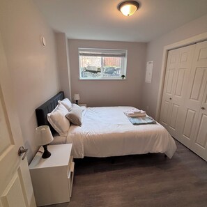 2 bedrooms, WiFi, bed sheets