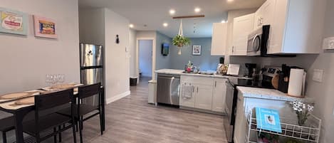 Microwave, oven, stovetop, dishwasher