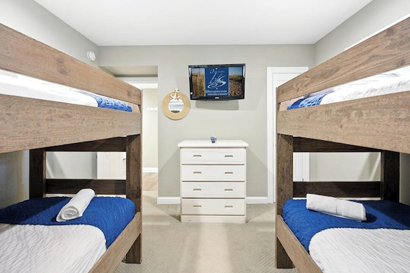 5 bedrooms, Internet, bed sheets