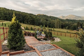Property grounds - Luxe | 3 King Suites | Hot Tubs | View | Firepit EV (Banner Elk)