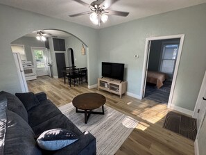 2 chambres, accès au Wi-Fi (inclus), literie fournie