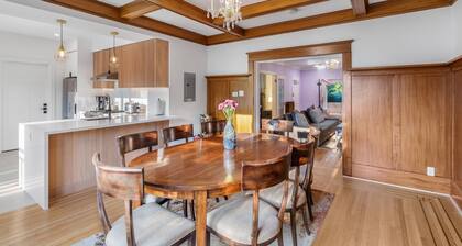 Charming 2BR Jericho Home Private Deck With BBQ
