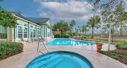 Cozy 3 bedroom condo near Jax beach and Mayo Clinic