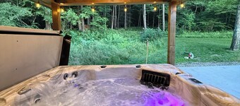 Cozy Cabin With Hot Tub Country Setting